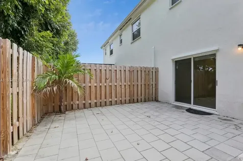 2645 SE 17th Street Homestead FL 33035