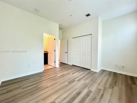 12585 NW 32nd Manor Sunrise FL 33323
