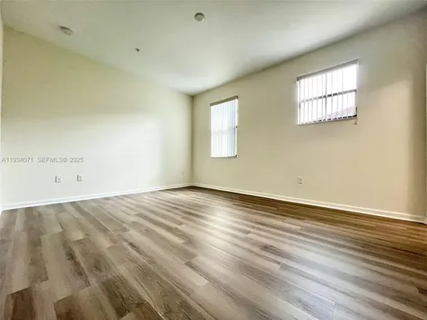 12585 NW 32nd Manor Sunrise FL 33323