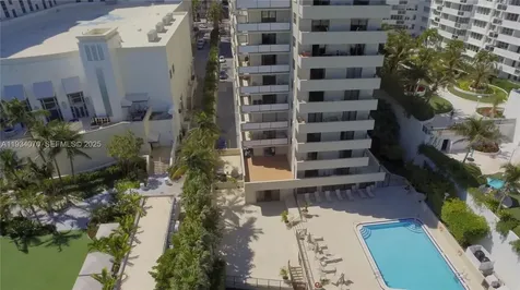 1623 Collins Avenue Miami Beach FL 33139