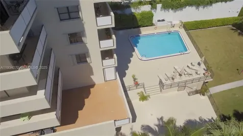 1623 Collins Avenue Miami Beach FL 33139