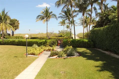 1623 Collins Avenue Miami Beach FL 33139