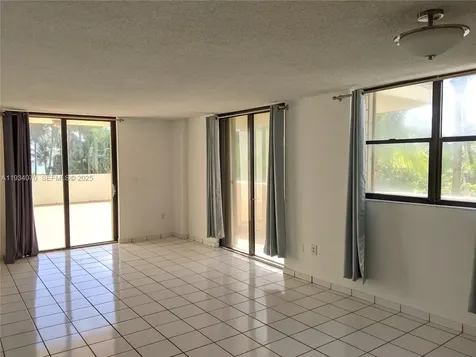 1623 Collins Avenue Miami Beach FL 33139