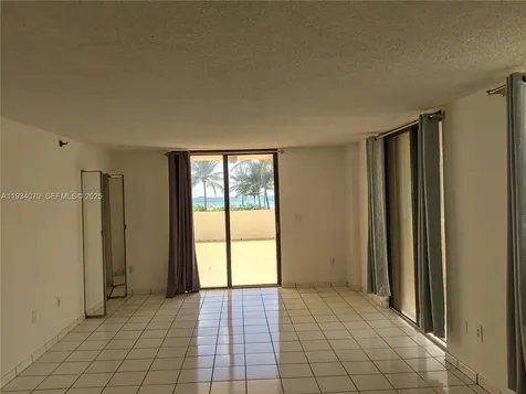 1623 Collins Avenue Miami Beach FL 33139