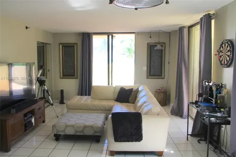 1623 Collins Avenue Miami Beach FL 33139