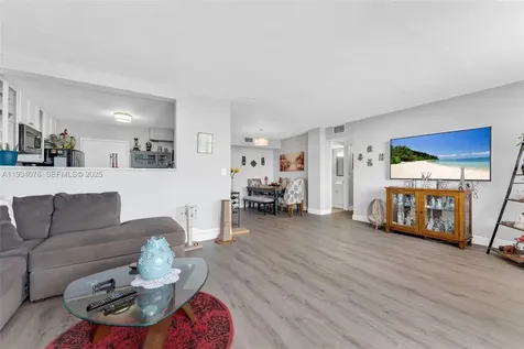 2025 NE 164th Street North Miami Beach FL 33162