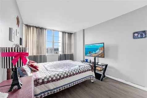 2025 NE 164th Street North Miami Beach FL 33162