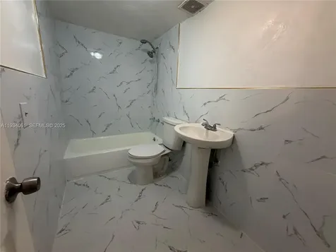 4634 NW 185th Street Miami Gardens FL 33055