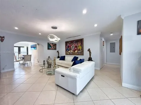 2711 SW 117th Court Miami FL 33175