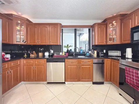 2711 SW 117th Court Miami FL 33175