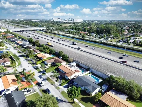 2711 SW 117th Court Miami FL 33175