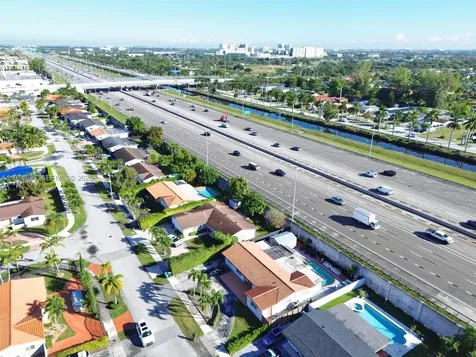 2711 SW 117th Court Miami FL 33175