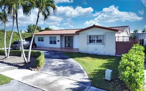 2711 SW 117th Court Miami FL 33175