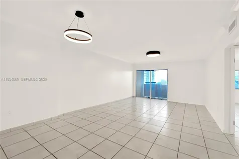 400 Kings Point Drive Sunny Isles Beach FL 33160