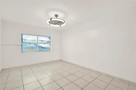 400 Kings Point Drive Sunny Isles Beach FL 33160