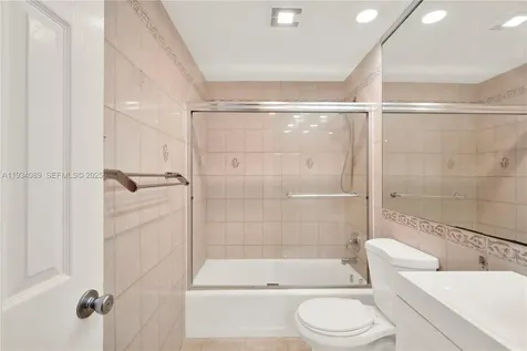 400 Kings Point Drive Sunny Isles Beach FL 33160