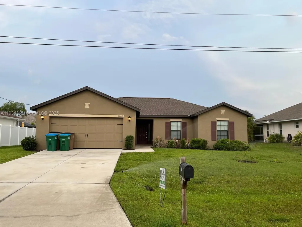 2709 SW 18th Avenue Cape Coral FL 33914
