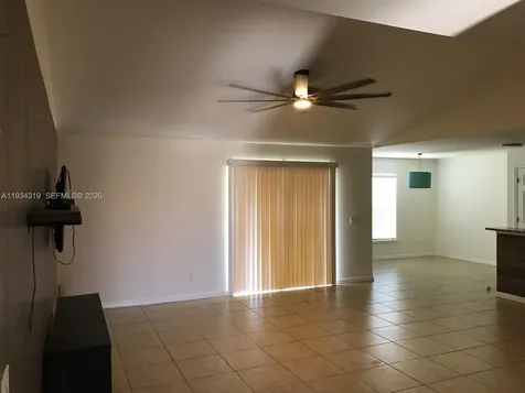 2709 SW 18th Avenue Cape Coral FL 33914