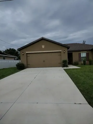 2709 SW 18th Avenue Cape Coral FL 33914