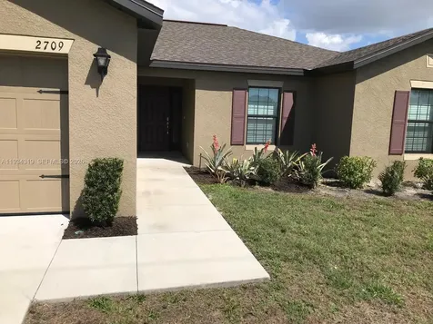 2709 SW 18th Avenue Cape Coral FL 33914
