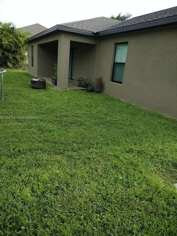 2709 SW 18th Avenue Cape Coral FL 33914
