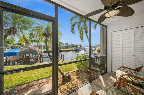 4803 SW Santa Barbara Court Cape Coral FL 33914