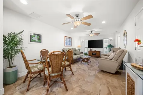 4803 SW Santa Barbara Court Cape Coral FL 33914