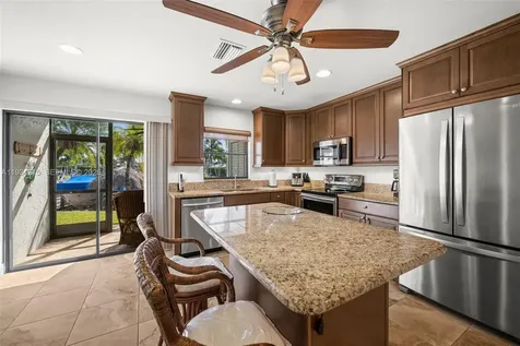 4803 SW Santa Barbara Court Cape Coral FL 33914