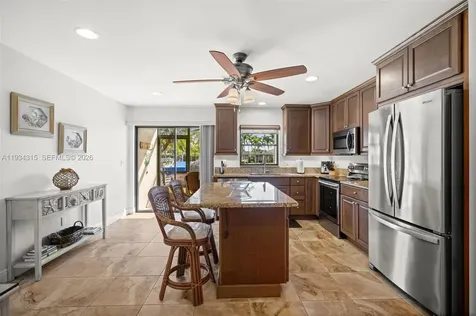 4803 SW Santa Barbara Court Cape Coral FL 33914