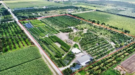 32800 SW 202nd Avenue Homestead FL 33034