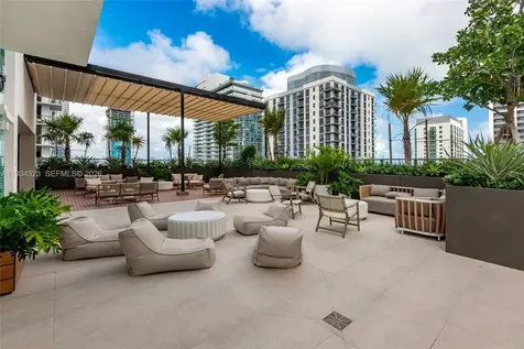 11 NE 6 Street Miami FL 33132