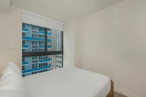 11 NE 6 Street Miami FL 33132