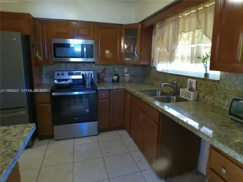 15775 NE 13th Avenue North Miami Beach FL 33162