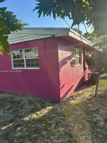 15775 NE 13th Avenue North Miami Beach FL 33162