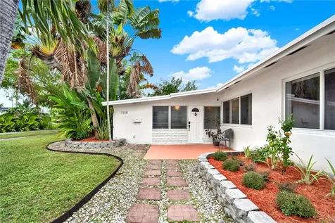 7135 SW 19th Terrace Miami FL 33155