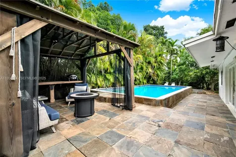 7135 SW 19th Terrace Miami FL 33155