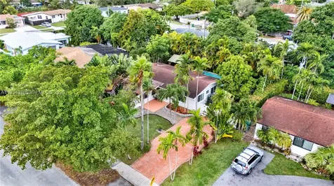 7135 SW 19th Terrace Miami FL 33155