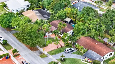 7135 SW 19th Terrace Miami FL 33155
