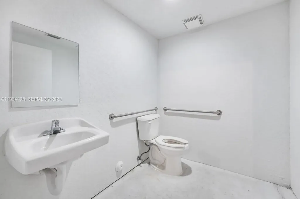 4749 Hollywood Boulevard Hollywood FL 33021