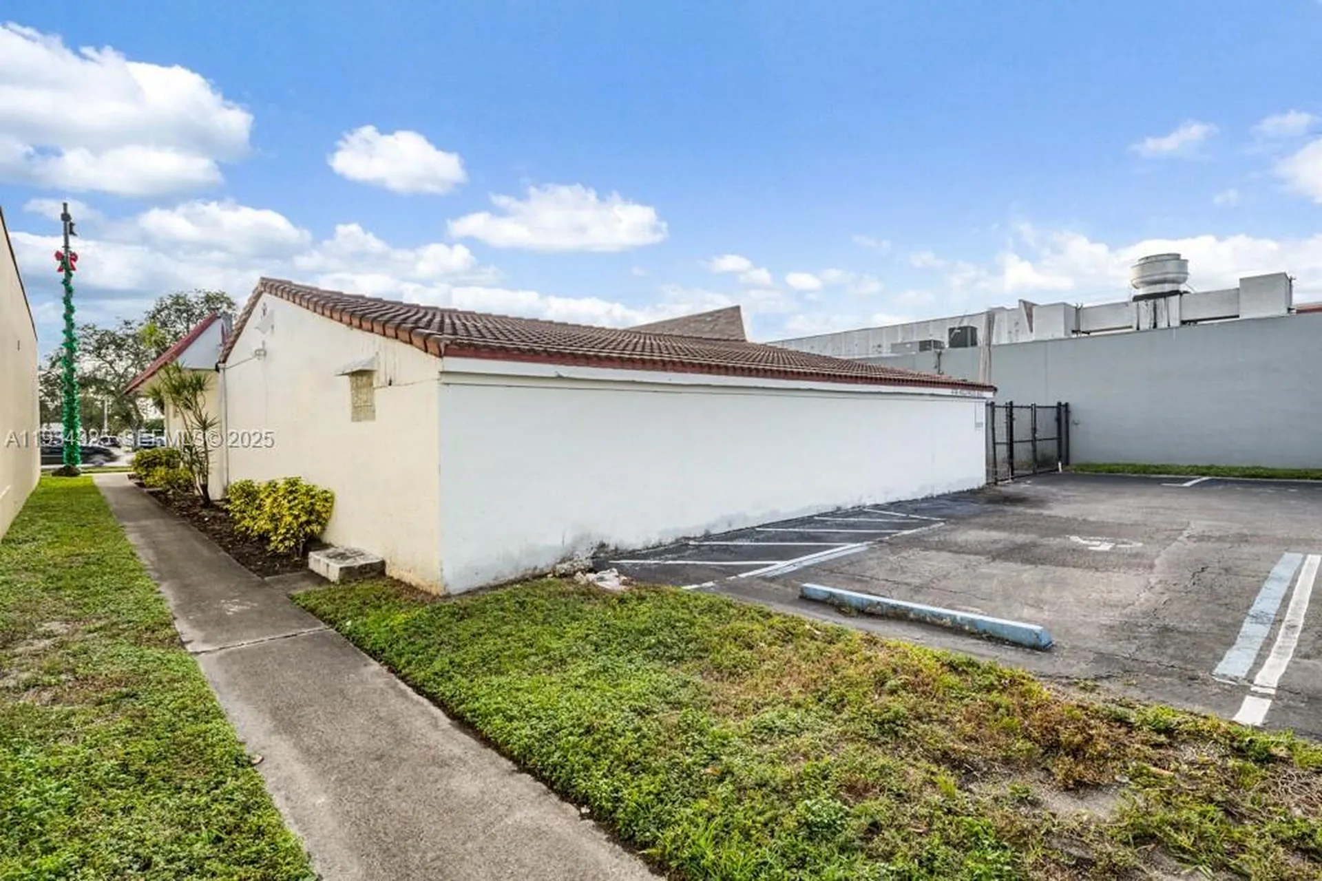 4749 Hollywood Boulevard Hollywood FL 33021