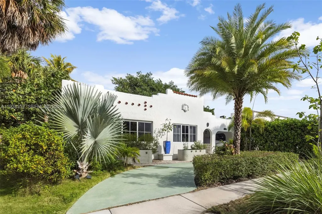1729 SW 12th Street Miami FL 33135