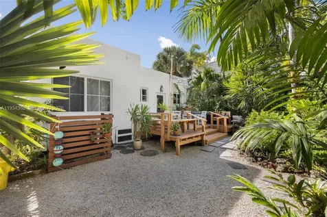 1729 SW 12th Street Miami FL 33135