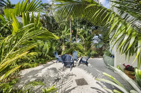 1729 SW 12th Street Miami FL 33135