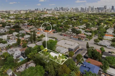 1729 SW 12th Street Miami FL 33135