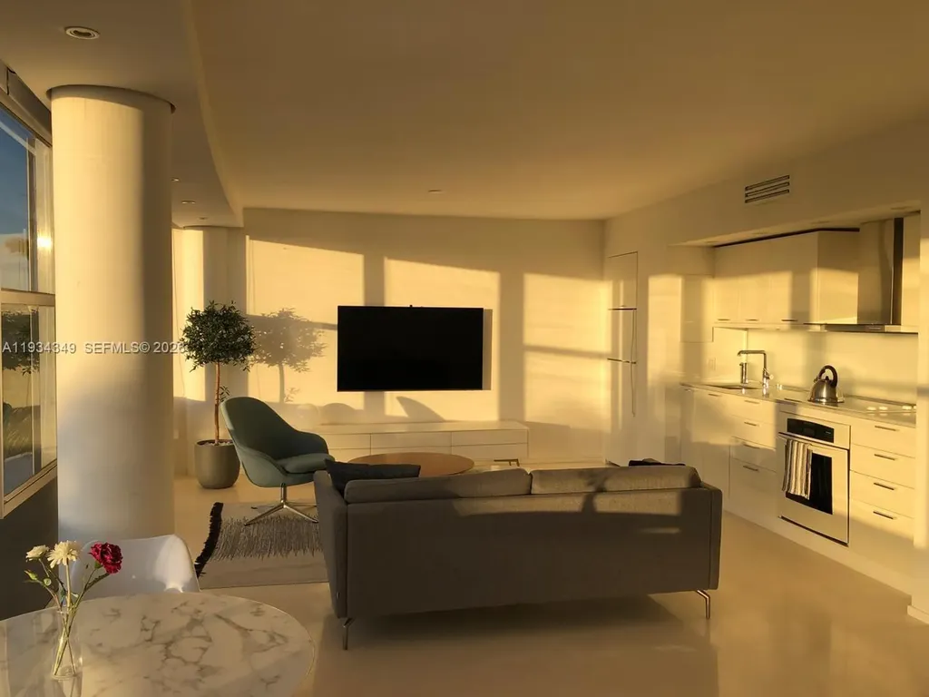 900 Bay Drive Miami Beach FL 33141
