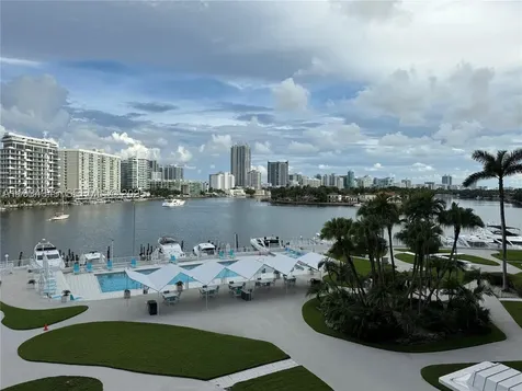 900 Bay Drive Miami Beach FL 33141