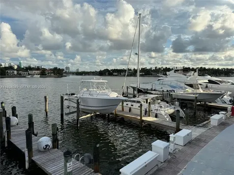 900 Bay Drive Miami Beach FL 33141
