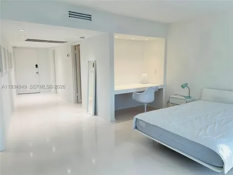 900 Bay Drive Miami Beach FL 33141