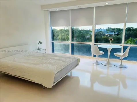 900 Bay Drive Miami Beach FL 33141