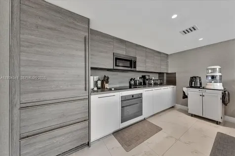400 Sunny Isles Boulevard Sunny Isles Beach FL 33160